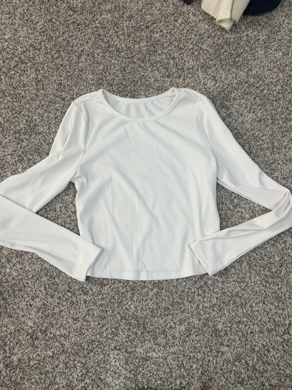 Women’s White Long Sleeve Ribbed Crewneck Top
